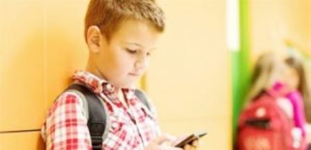 احذروا.. مواقع التّواصل تدمّر الصحة العقلية لأطفالكم